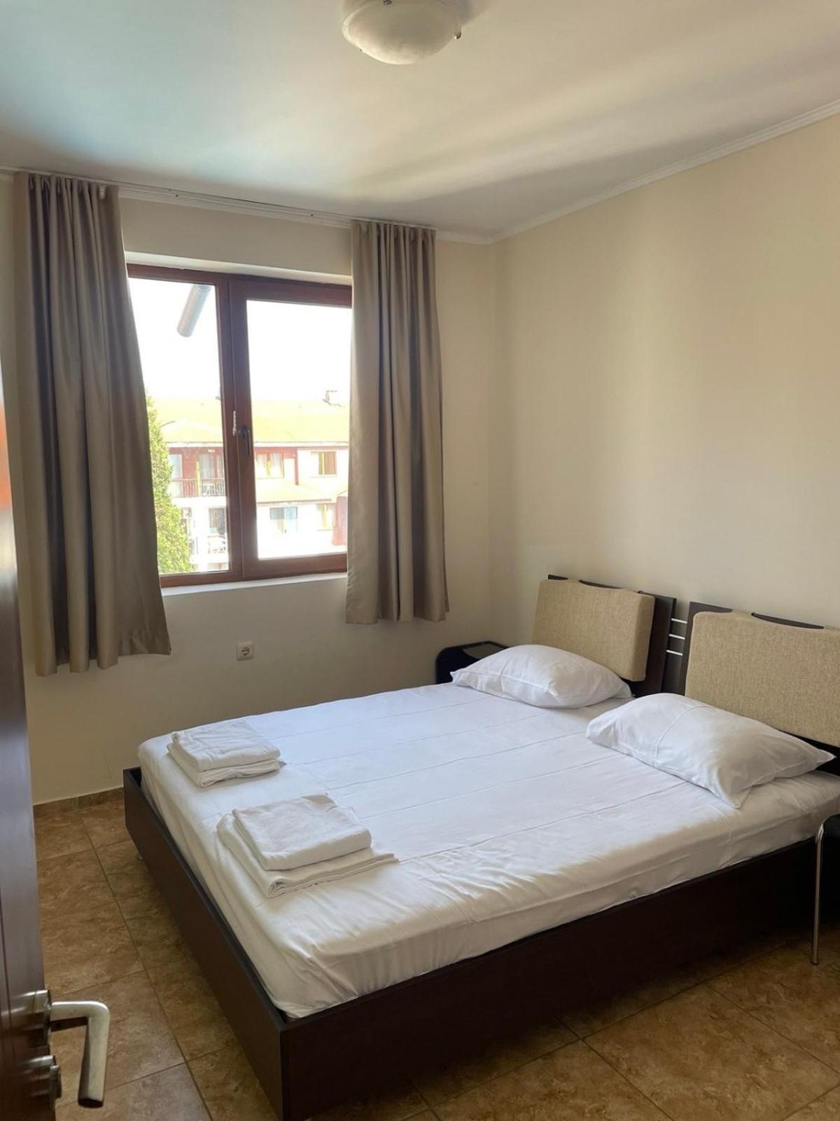 Private Apartments In Apolon Ravda Exterior photo